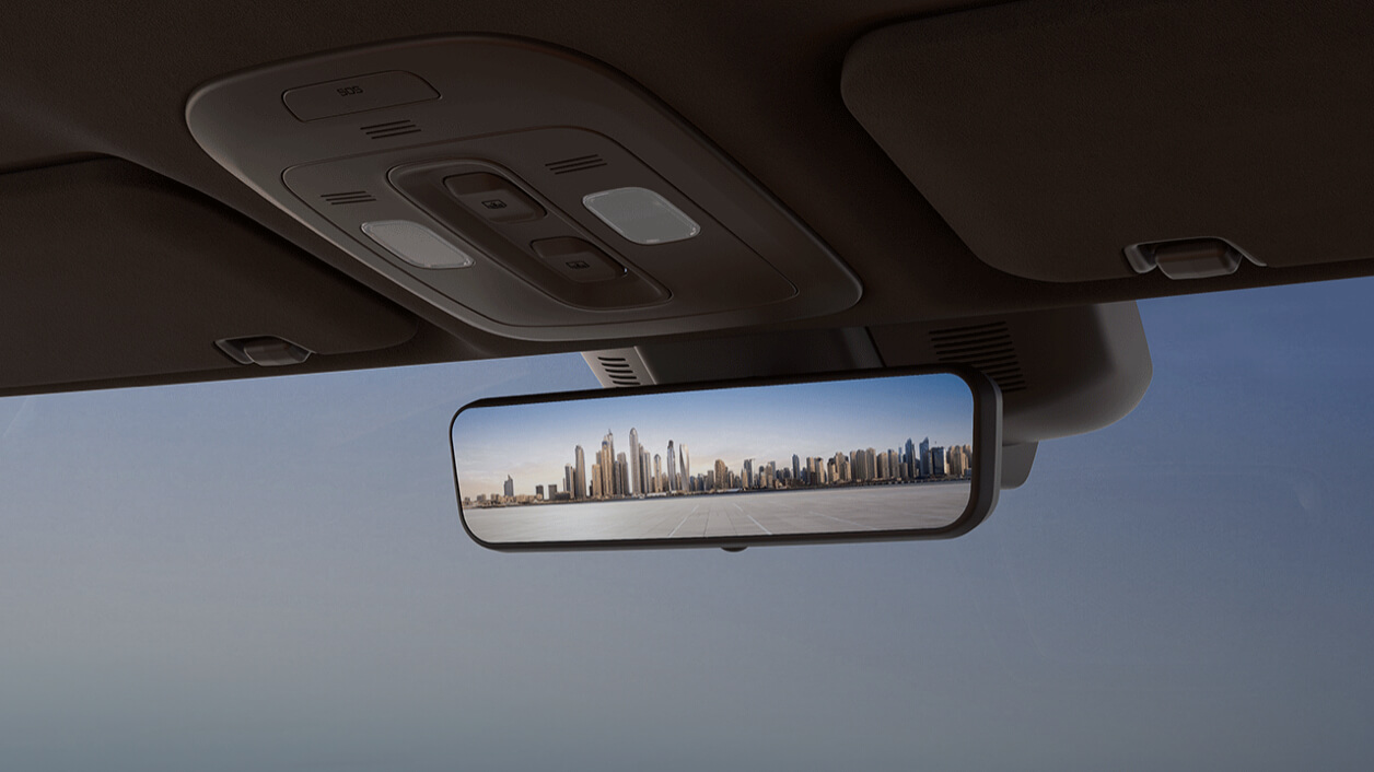 LUMA IRIS digital rear-view mirror